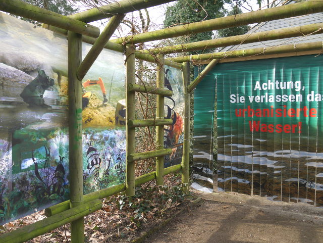 "Die Zone oder die Urbanisierung des Wassers" - Fotoinstallationsprojekt in Dortmund, Rombergpark © Gine Selle 2017